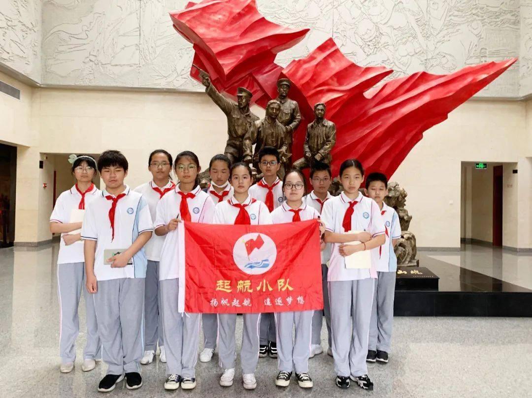 升空的愤怒奶奶